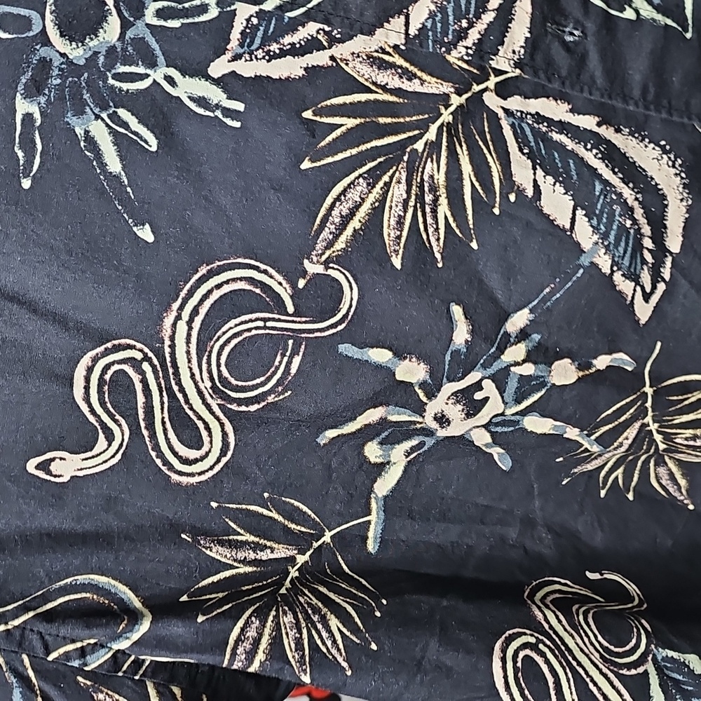 Roark Tropakill Navy Floral Short Sleeve‎ Shirt Large New - Picture 5 of 7